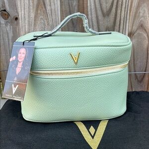 Vanessa Williams Train Bag
